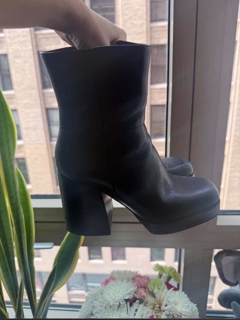 Steve Madden Black Platform Block Heel Ankle Boots - Picture 4 of 5